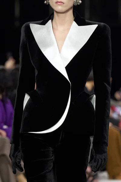 Look 2